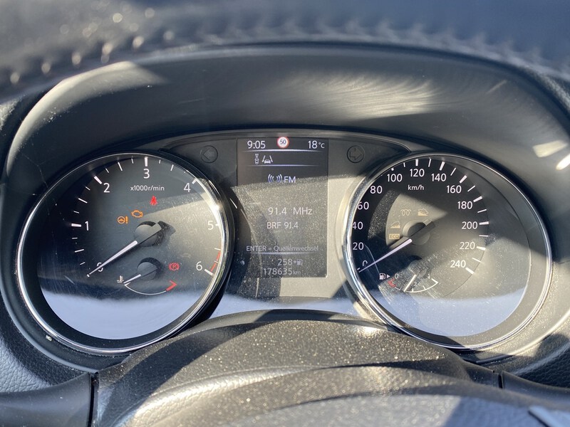 Fahrzeugabbildung Qashqai 1.6 dci DPF Acenta Bild 12 von 17