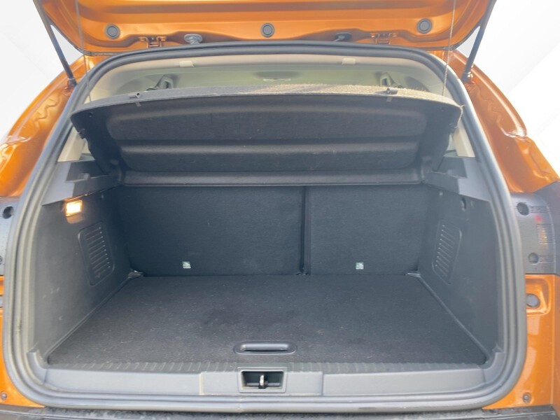 Fahrzeugabbildung Captur ABS Fahrerairbag ESP SERVO Bild 6 von 20