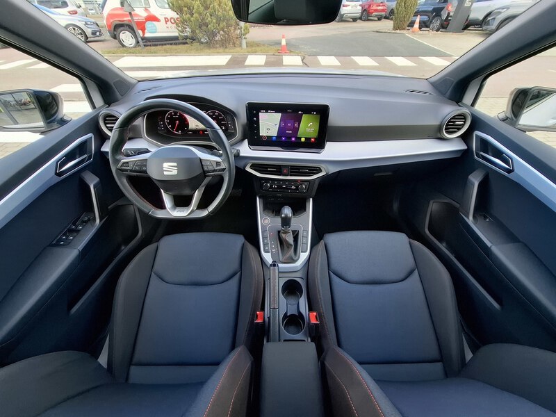 Seat Arona