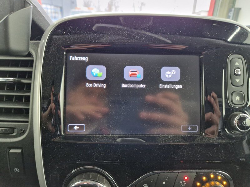 Fahrzeugabbildung Vivaro B Kasten 1.6 CDTI Biturbo L2H1 2.9t AHK Bild 17 von 33