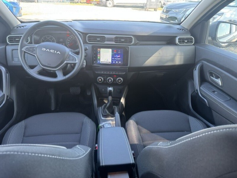 Fahrzeugabbildung Duster Journey TCe 150 E Bild 9 von 20