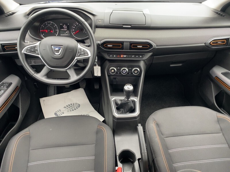 Fahrzeugabbildung Sandero Stepway Comfort TCe 90 Bild 9 von 21