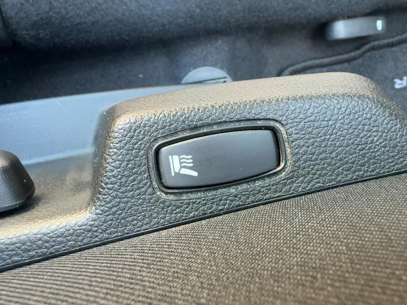 Fahrzeugabbildung Duster Prestige TCe 150 EDC 2WD+CARPLAY+SHZG+KAMERA+ Bild 15 von 15