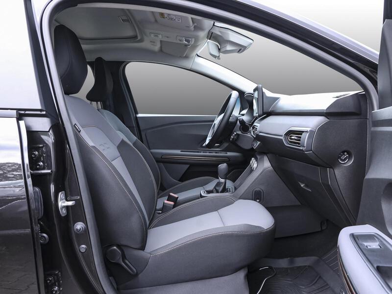 Fahrzeugabbildung Sandero SD SHZ KAMERA Bild 3 von 15