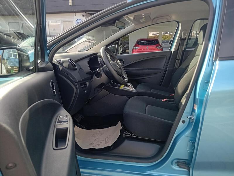 Fahrzeugabbildung Zoe GJR,Klima,Isofix Bild 9 von 15