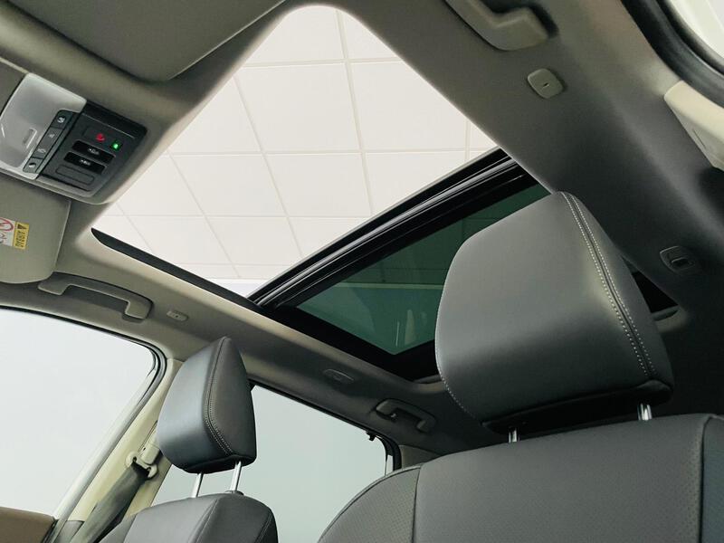Fahrzeugabbildung X-Trail Automatik Bild 10 von 15