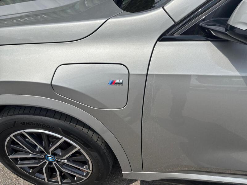 BMW X1 U11