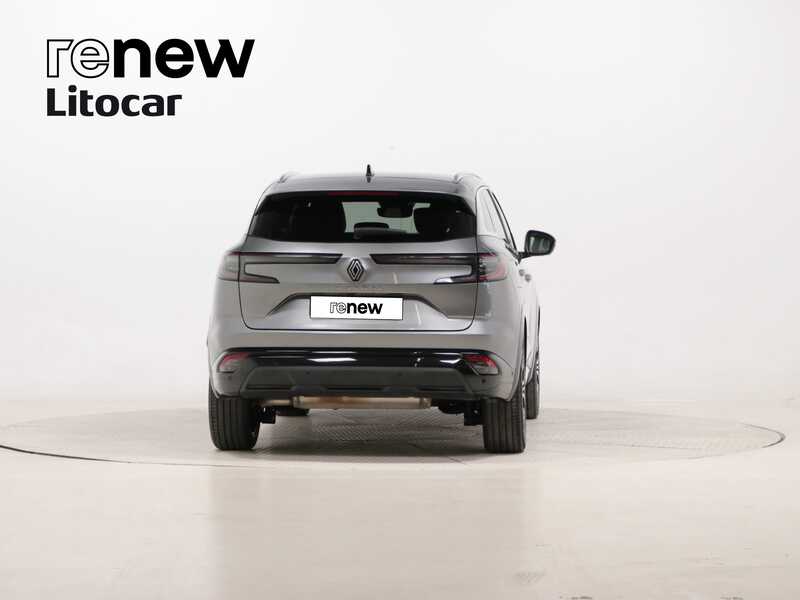RENAULT Austral Iconic Mild Hybrid 160 EDC — photo 4
