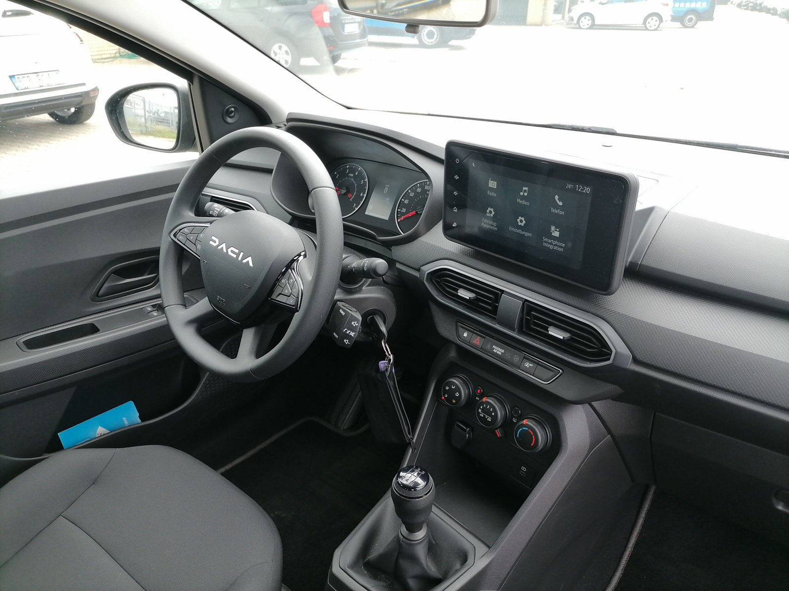 Dacia Sandero – Bild 13