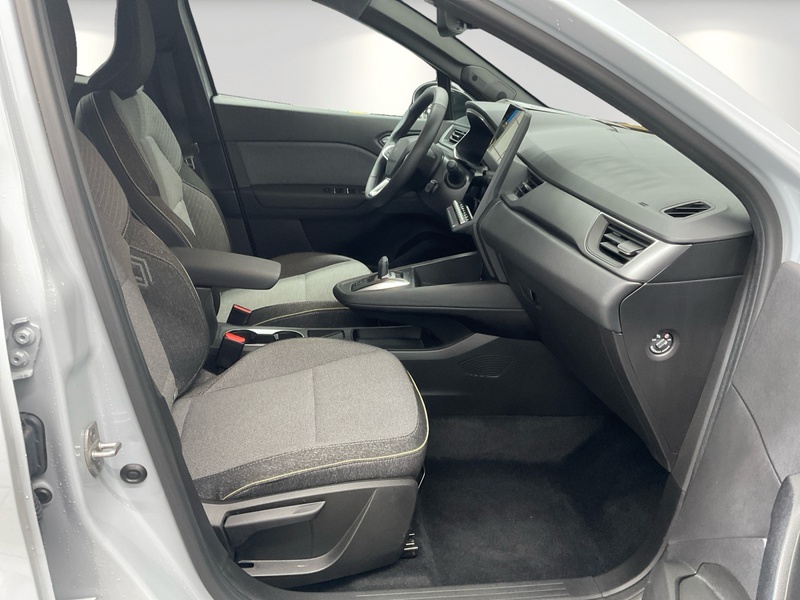 Fahrzeugabbildung Symbioz 1.8 E-TECH Full Hybrid 160 Techno Bild 15 von 17