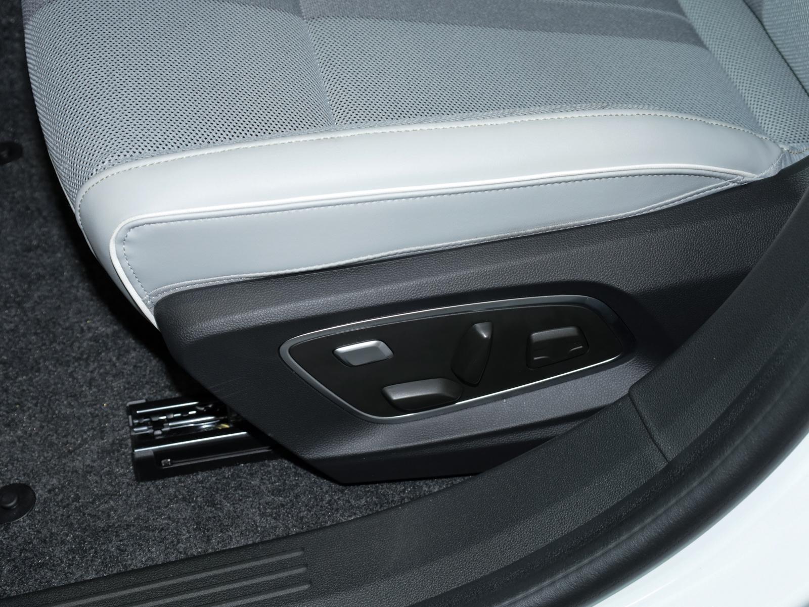 Renault Scenic – Bild 7