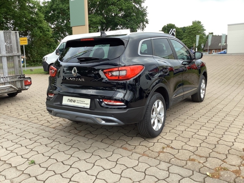 Fahrzeugabbildung Kadjar  1.3 TCe 140 Bose Edition Automatik Bild 4 von 15