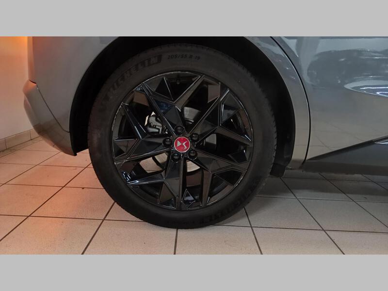 DS DS4