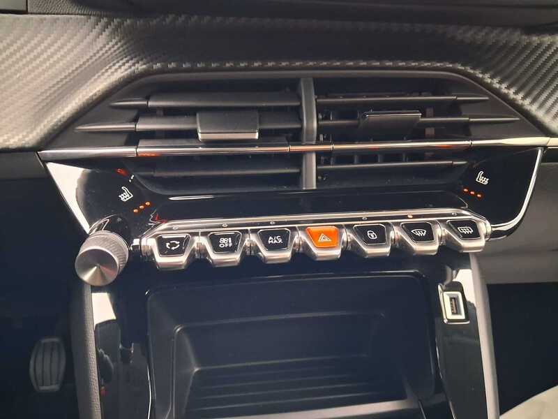 Fahrzeugabbildung 208 PureTech 75 1.2 *in Germersheim* Bild 17 von 22