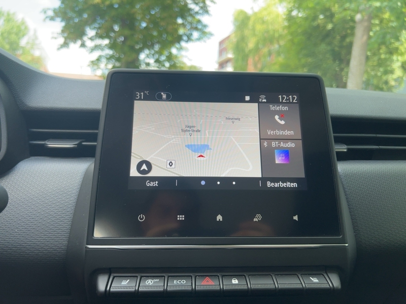Fahrzeugabbildung Clio Apple CarPlay SHZ PDC KLIMA Bild 14 von 21