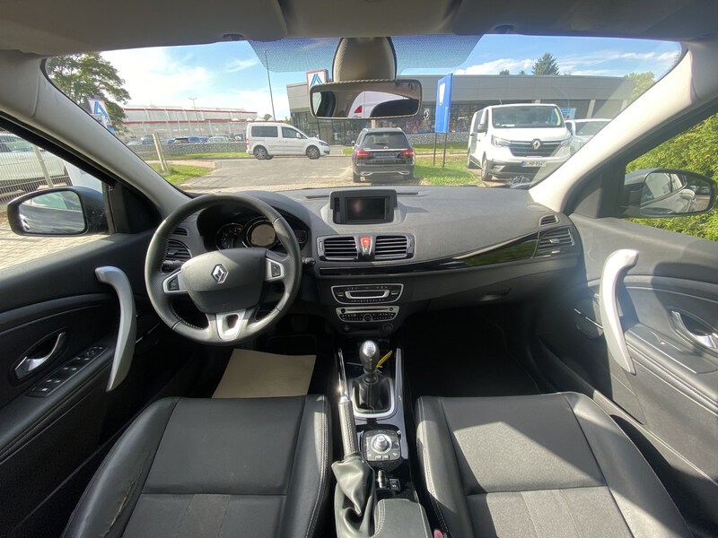 Fahrzeugabbildung Megane III Bose Edition TCe Bild 9 von 18