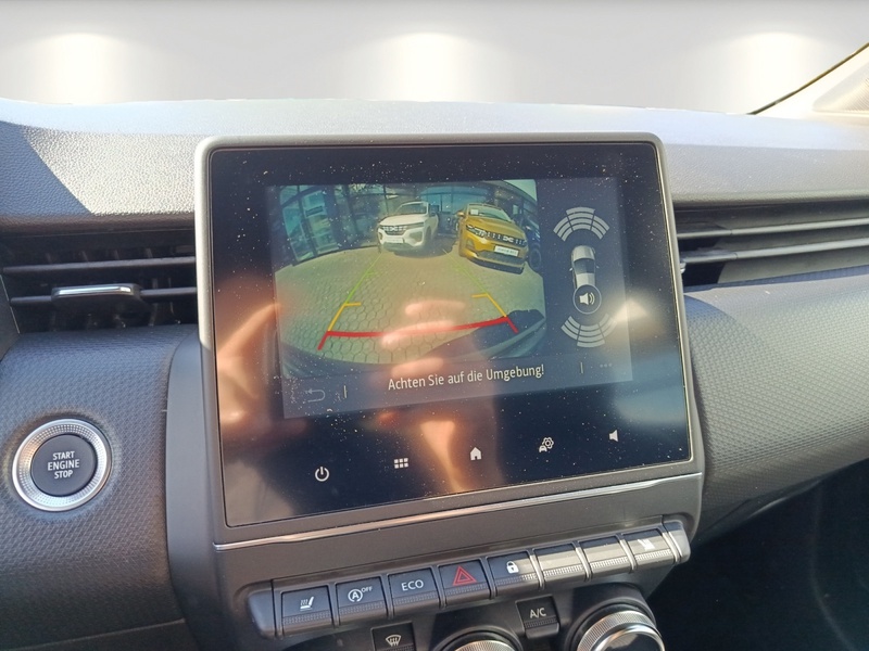 Fahrzeugabbildung Clio INTENS TCe 90 Bild 11 von 17