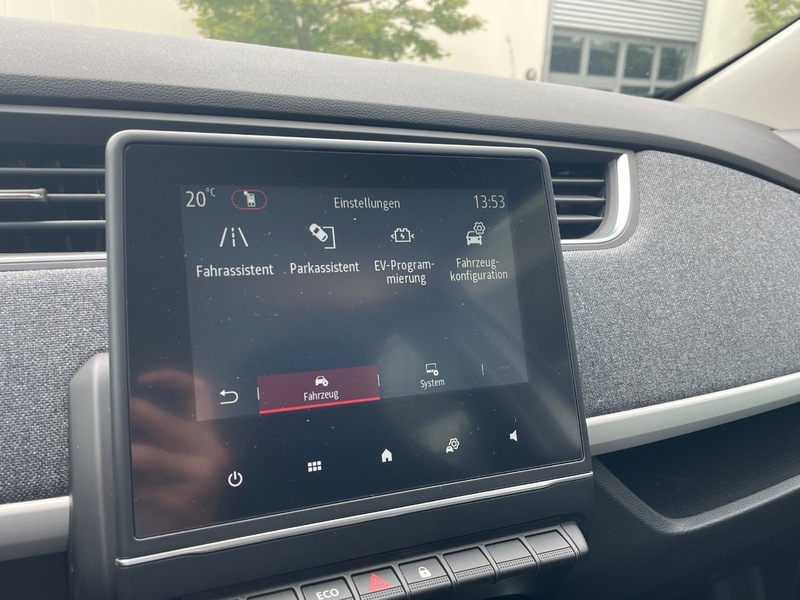 Fahrzeugabbildung Zoe +++Klima+++Navi+++ Bild 34 von 42