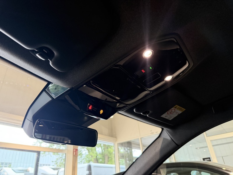 Fahrzeugabbildung Austral Equilibre Mild Hybrid 140 PS Bild 35 von 50