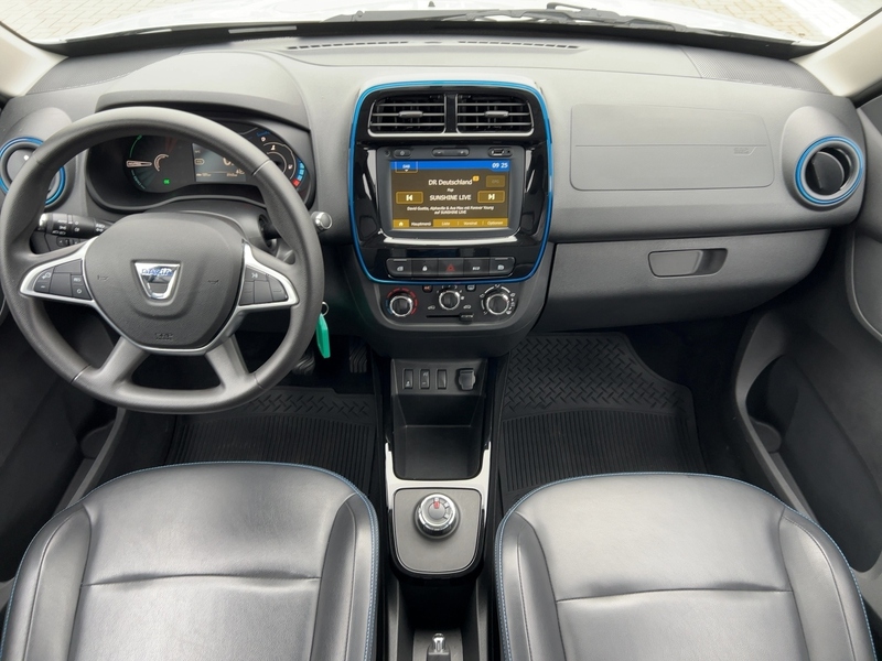 Fahrzeugabbildung Spring Electric 45 Business  Bild 8 von 16