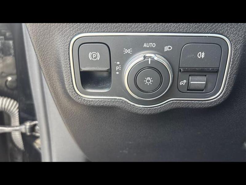 Mercedes GLB