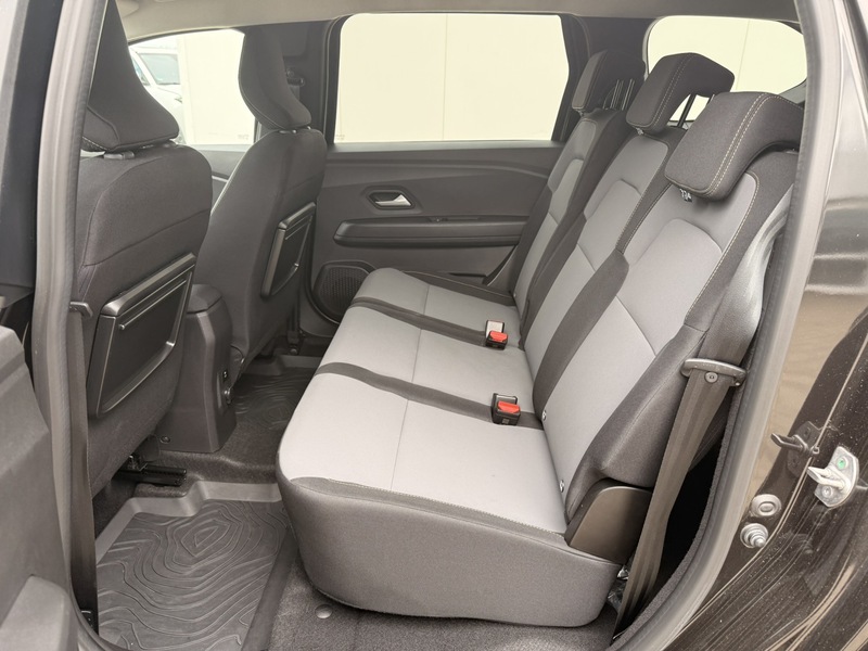 Fahrzeugabbildung Jogger Extreme+ ECO-G 1.0 TCe 100 Bild 6 von 9