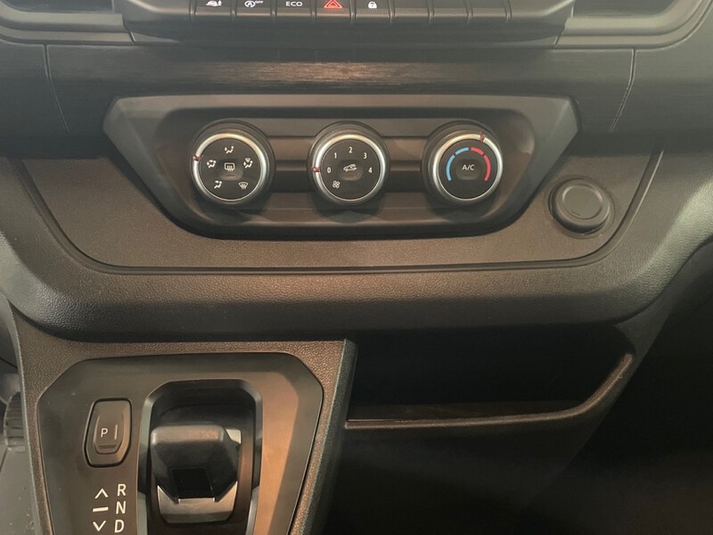 Renault Trafic Combi
