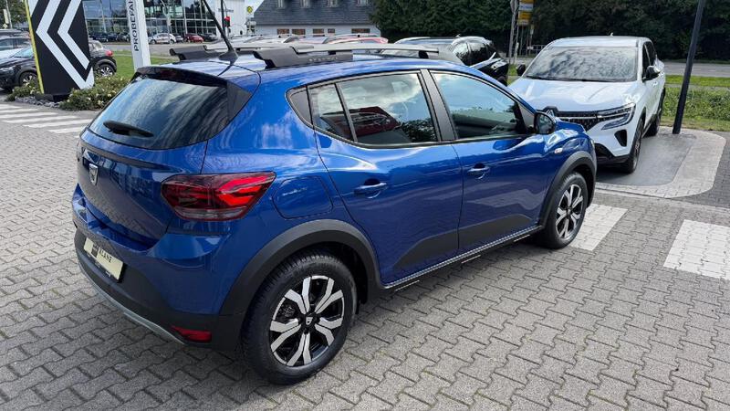 Fahrzeugabbildung Sandero Stepway Comfort TCe 90 Bild 5 von 18