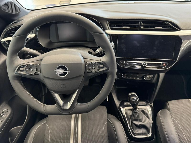 Fahrzeugabbildung Corsa 1.2 Turbo GS Kamera Klima CarPlay Bild 15 von 33