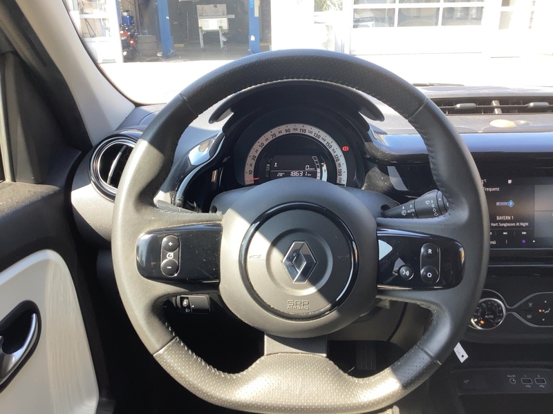 Fahrzeugabbildung Twingo Intens Sce 75 Start & Stop Bild 14 von 16
