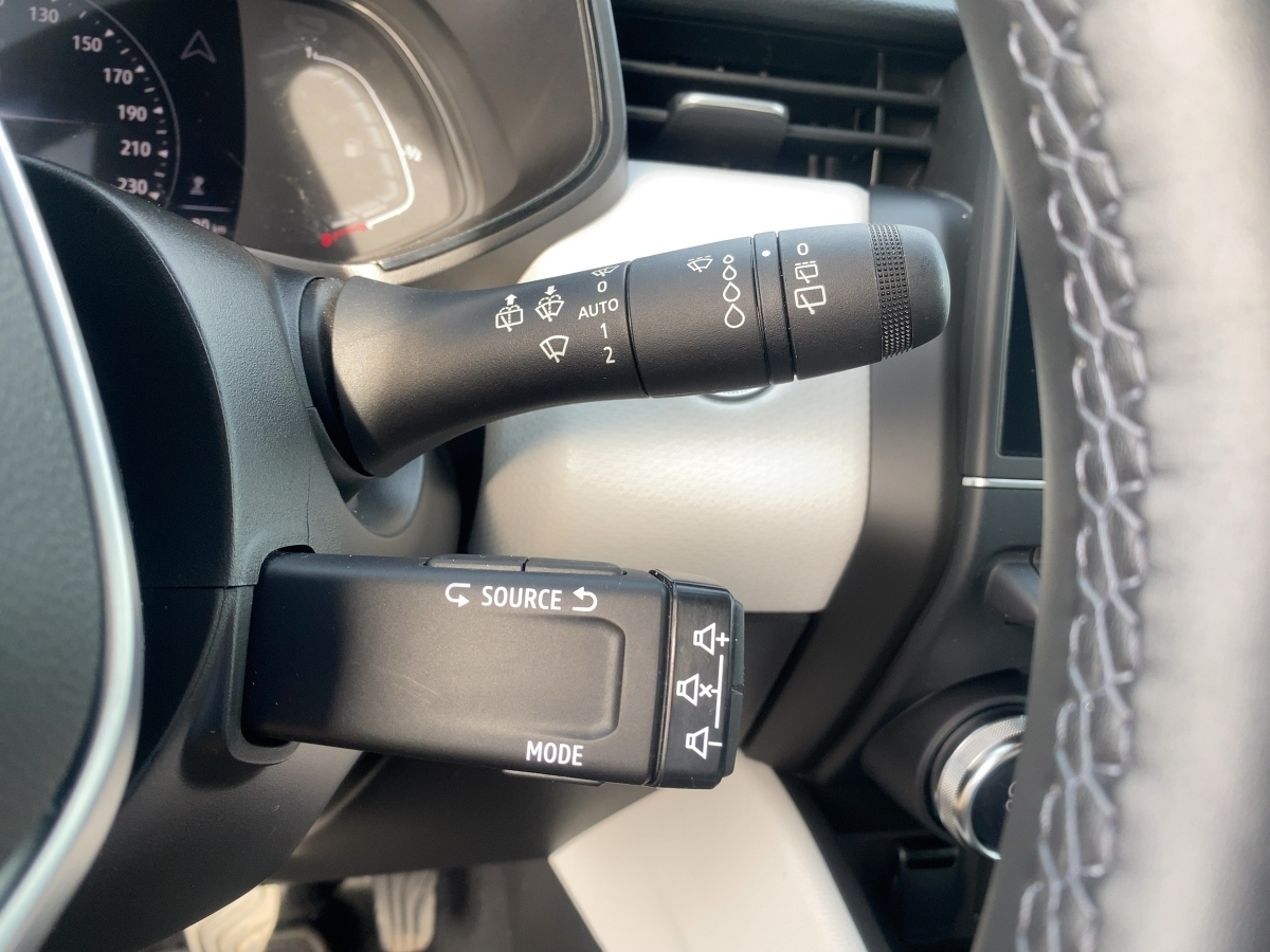 Renault Clio – Bild 18