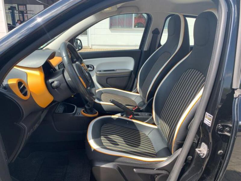 Fahrzeugabbildung Twingo Intens Bild 9 von 15