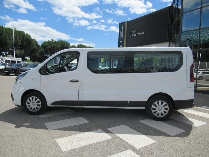 Renault Trafic Combi