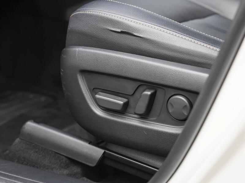 Fahrzeugabbildung CX-60 LEDER Bild 10 von 19