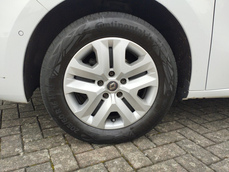 Fahrzeugabbildung Kangoo PKW EDITION One dCi 95 Bild 19 von 24