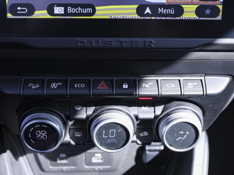 Fahrzeugabbildung Duster NAVI SHZ PDC KLIMA BT Bild 11 von 15