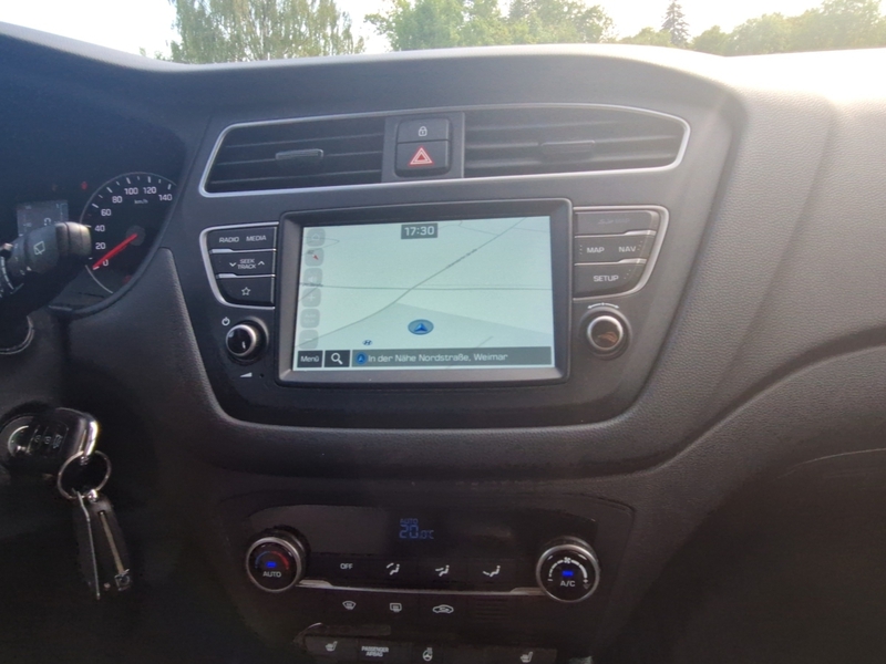 Fahrzeugabbildung i20 1.0 Advantage + (101PS) Bild 10 von 16