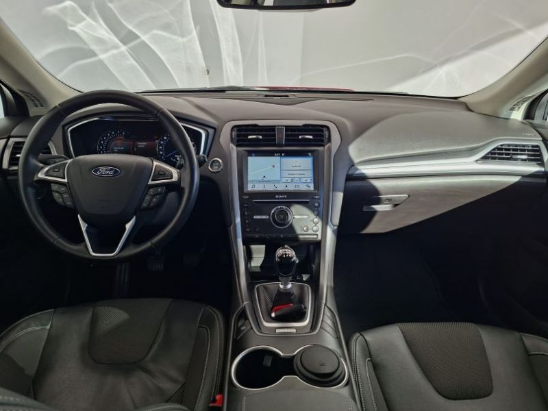 FORD Mondeo 2018 — imagine 35