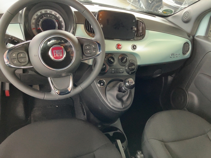 Fahrzeugabbildung 500 1.0 70PS Klima DAB+ Carplay Alufelgen Bild 9 von 20