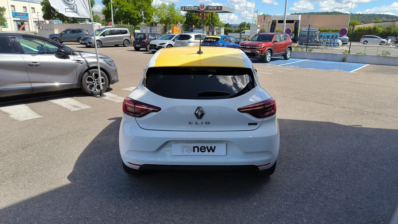 Renault Clio V