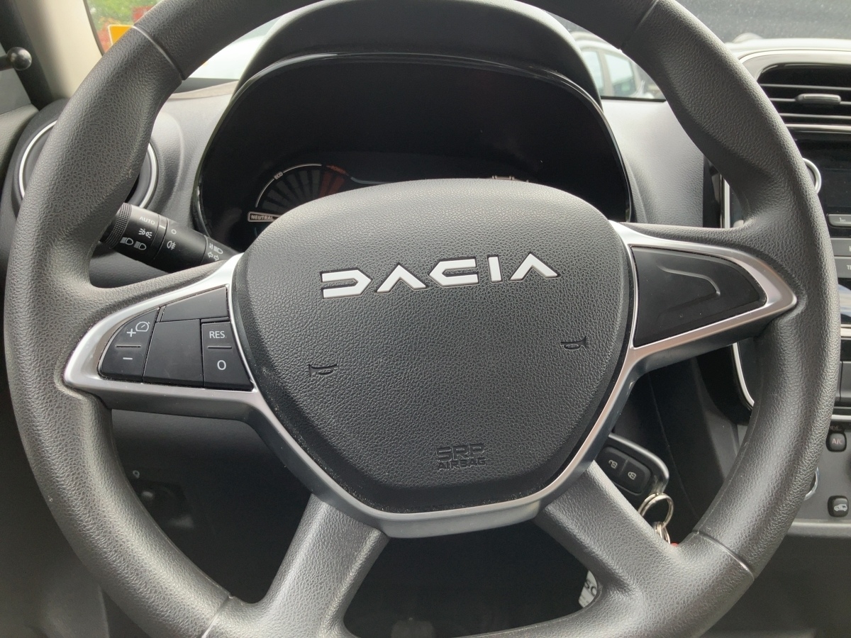 Dacia Spring – Bild 10