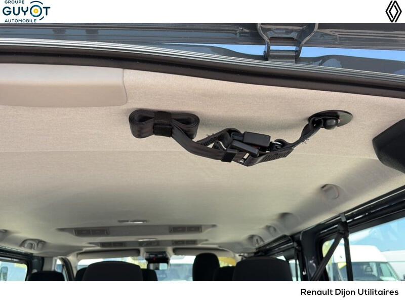Renault Trafic Combi