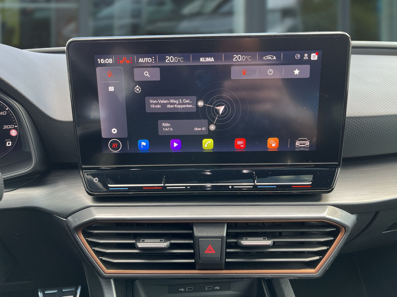 Fahrzeugabbildung Leon Beats,Pano-Dach Bild 19 von 27