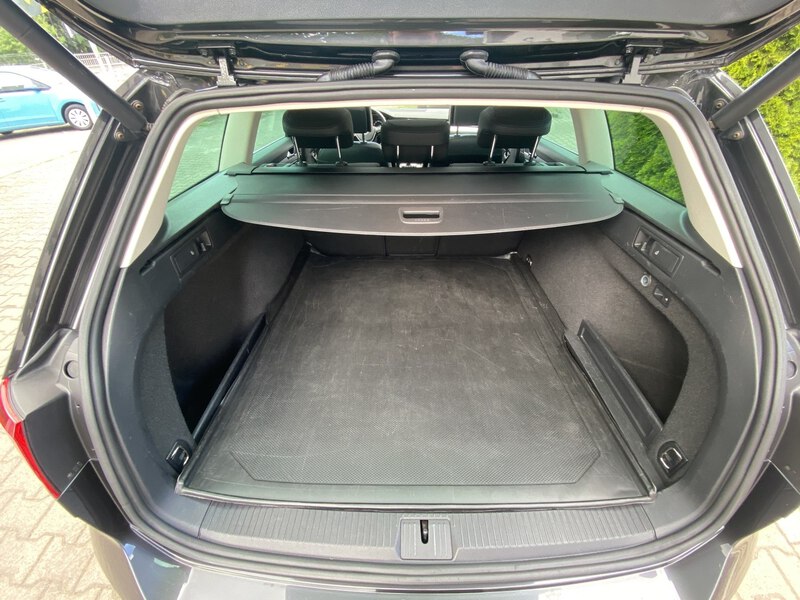 VW Passat Variant