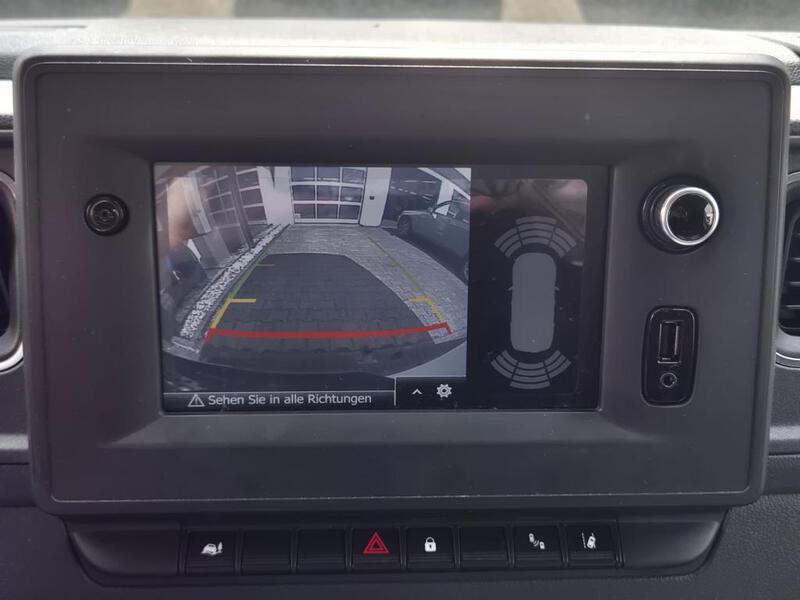 Nissan Interstar