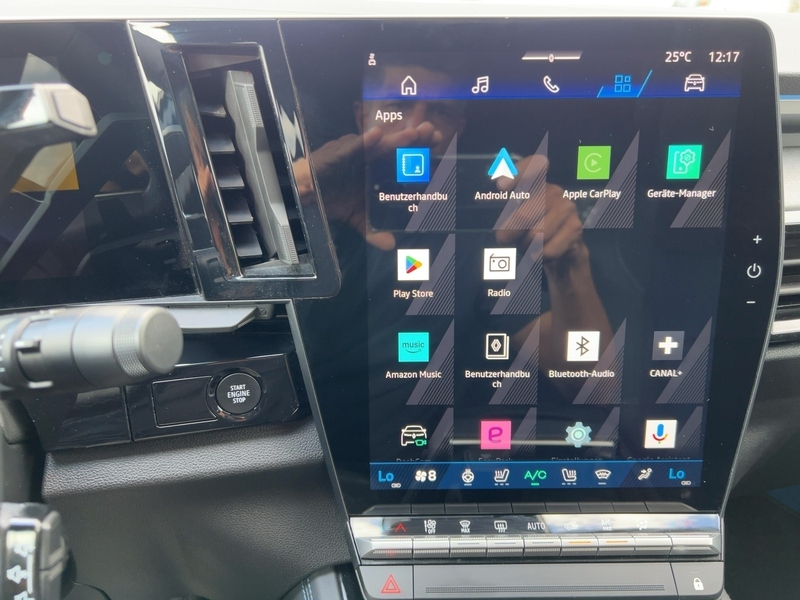 Fahrzeugabbildung Rafale 8 FACH BEREIFT Bild 14 von 24