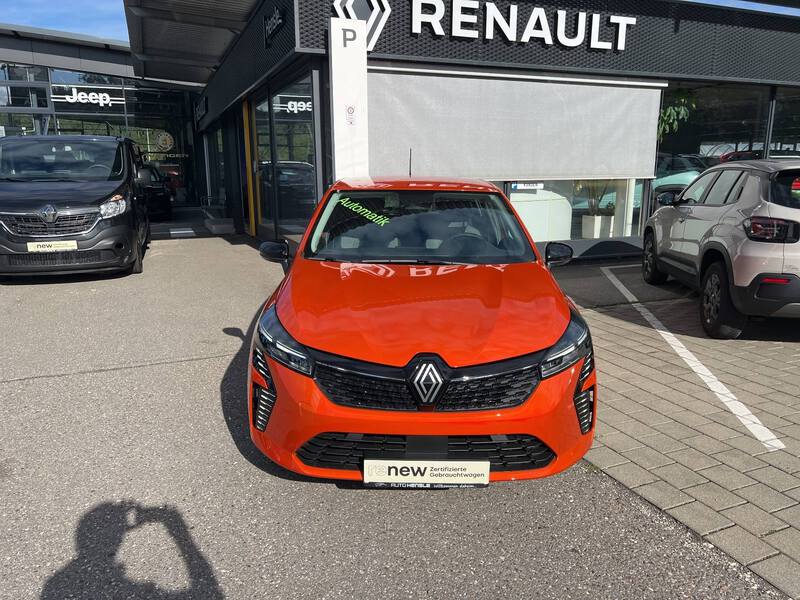 Fahrzeugabbildung Clio AHK R-Kamera Sitzheizung Metallack Bild 2 von 21