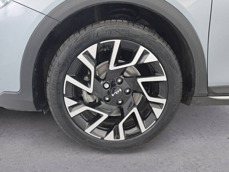 KIA Xcee'D
