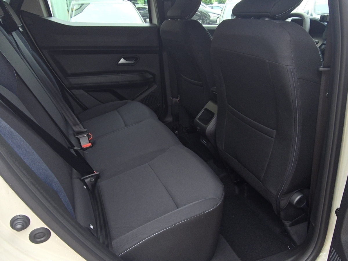 Dacia Duster – Bild 12