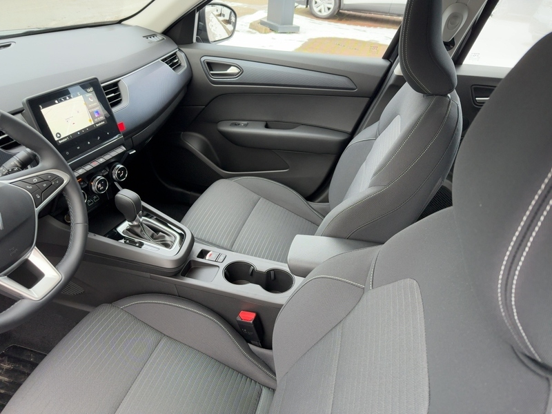 Fahrzeugabbildung Arkana 1.3 TCe 140 Mild-Hybrid Evolution Bild 9 von 19